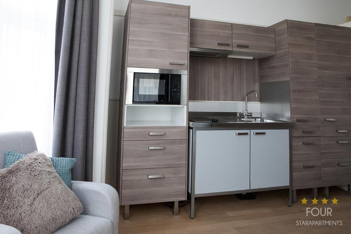 Four Star Apartments - Berkenbosch Blokstraat Гаага Экстерьер фото