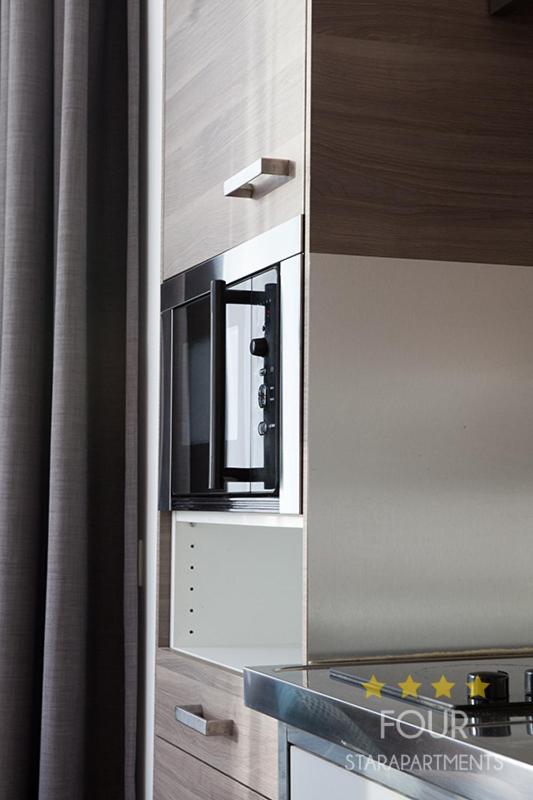 Four Star Apartments - Berkenbosch Blokstraat Гаага Номер фото
