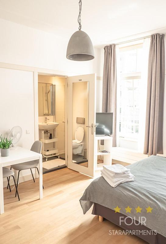 Four Star Apartments - Berkenbosch Blokstraat Гаага Номер фото