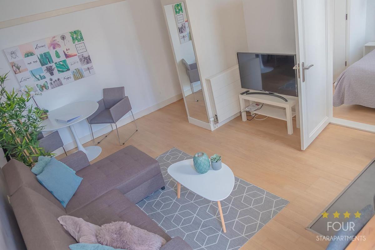 Four Star Apartments - Berkenbosch Blokstraat Гаага Номер фото