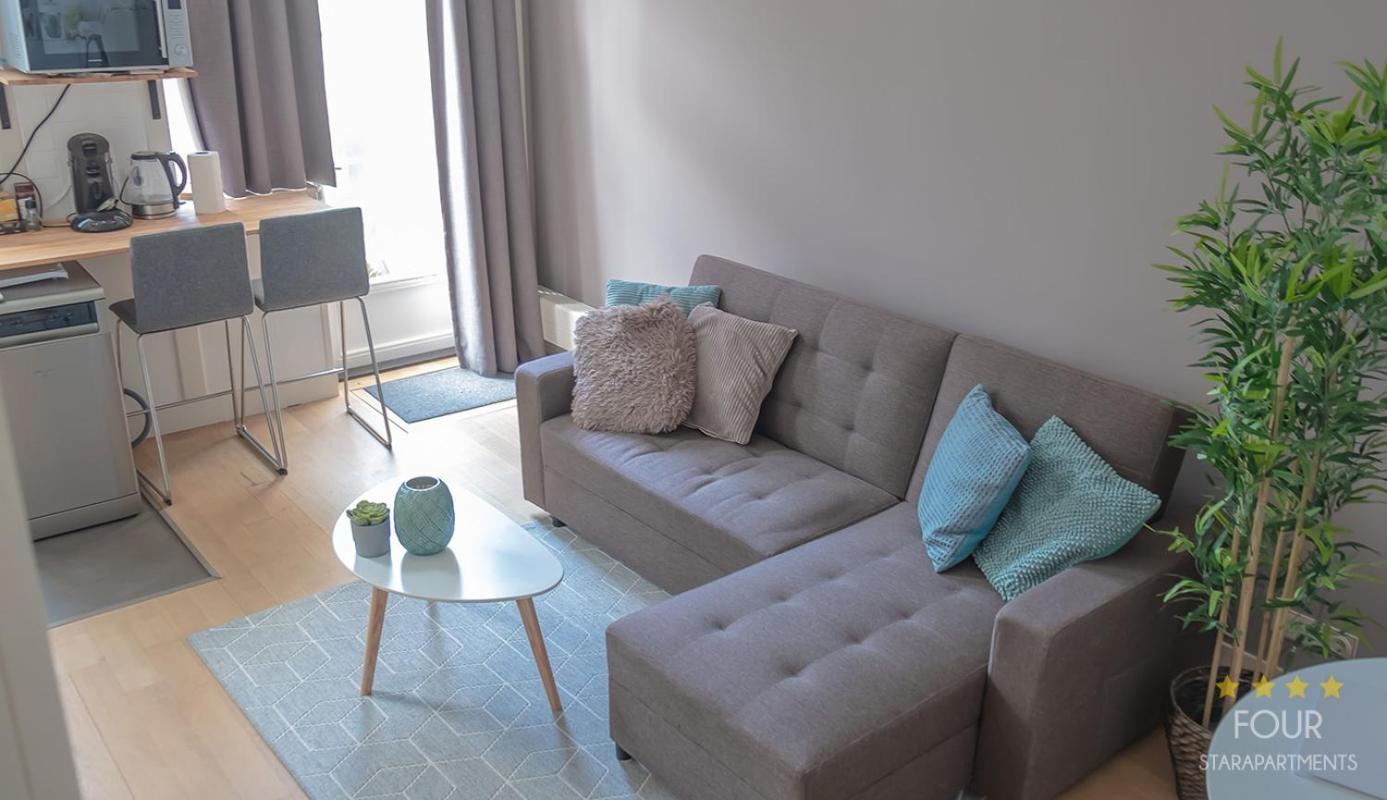 Four Star Apartments - Berkenbosch Blokstraat Гаага Номер фото