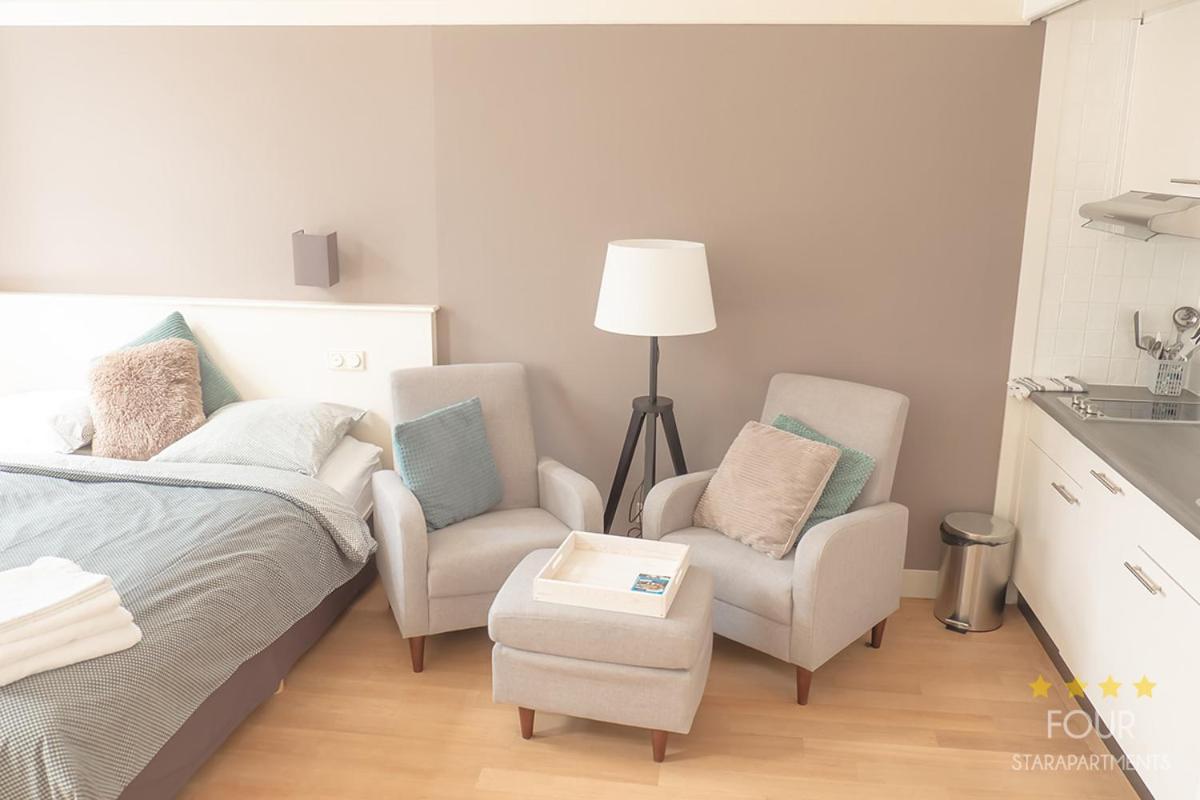 Four Star Apartments - Berkenbosch Blokstraat Гаага Номер фото