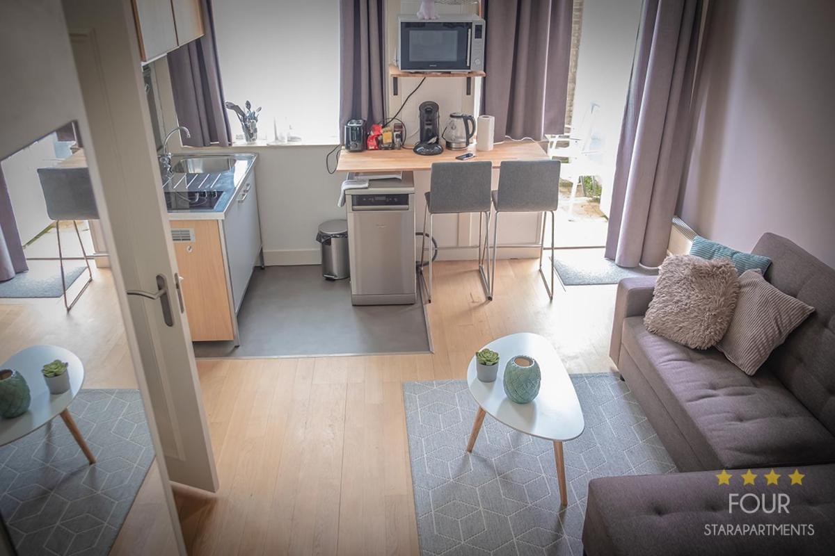 Four Star Apartments - Berkenbosch Blokstraat Гаага Номер фото